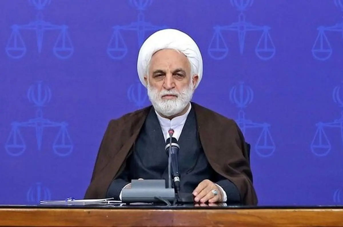 بازخوانی محسنی اژه‌ای درباره تناسب جرم و مجازات هم‌زمان با حکم عجیب قاضی قمی + فیلم