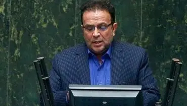 درآمد سرانه مردم ۳۷ درصد کم شده است
