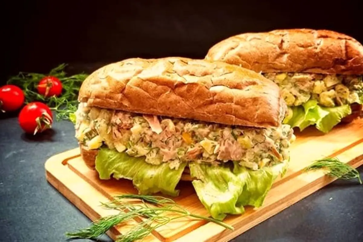 ساندویچ تن ماهی، یک شام سبک و راحت