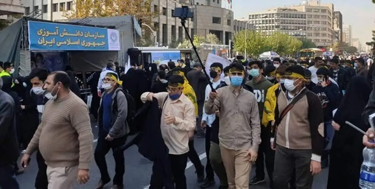 مراسم ویژه یوم الله ۱۳ آبان در تهران / فرمانده کل سپاه: آمریکا صحنه‌گردان جنگ‌های نیابتی است