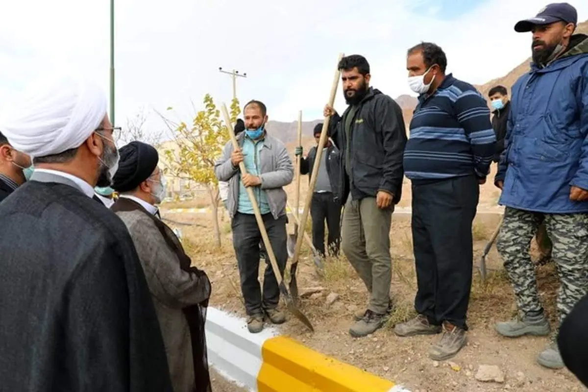 واکنش‌ و پاسخ کارگران به سوال رئیس جمهور درباره میزان درآمدشان + فیلم