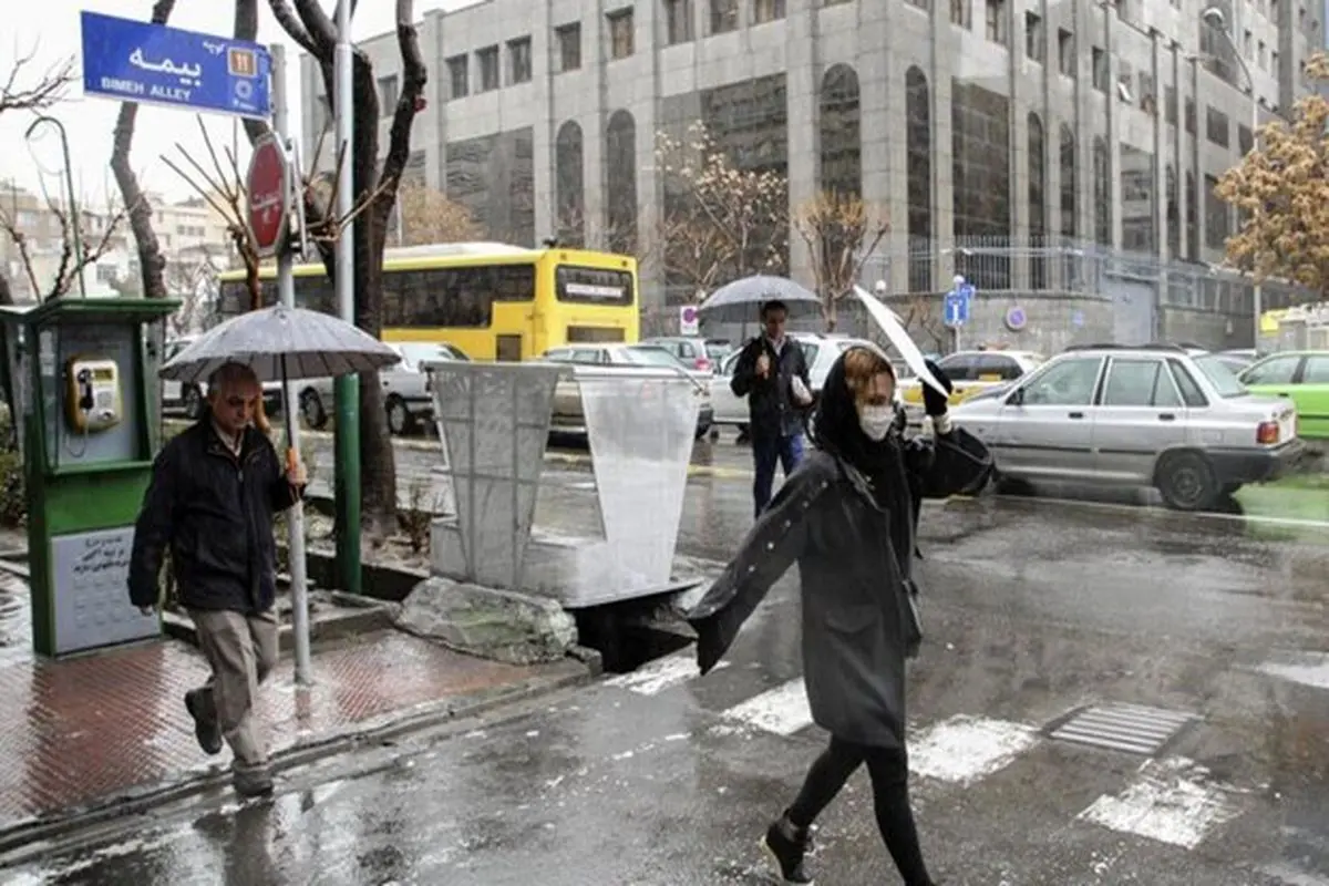 سیلاب در خیابان پاسداران تهران؛ خیابان را آب برد! +فیلم
