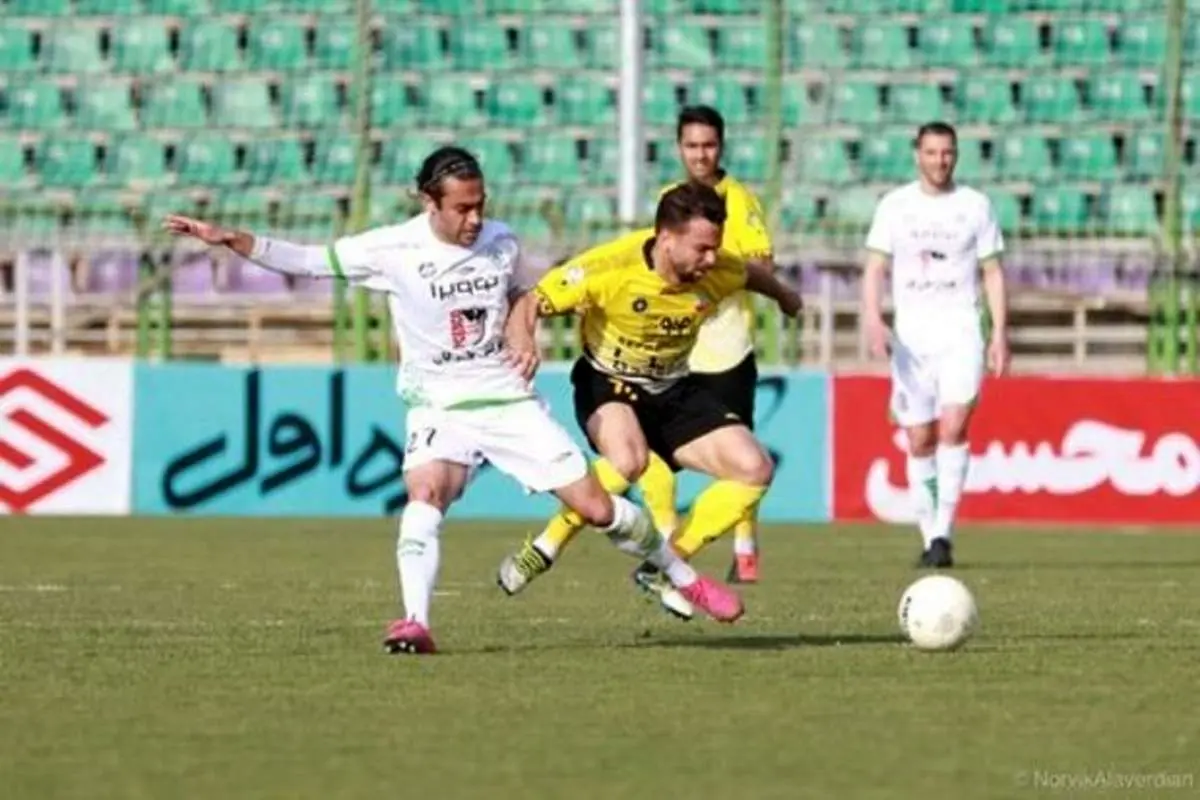 ذوب آهن یک - سپاهان صفر / ذوب‌آهن دربی جنجالی اصفهان را فتح کرد