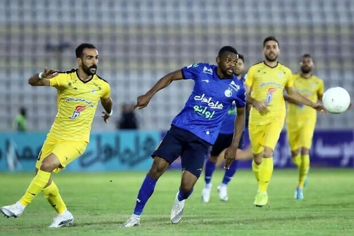 فقط بازیهای استقلال و پرسپولیس در تهران بدون تماشاگر است؟