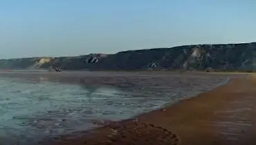روز اول رزمایش مشترک ذوالفقار۱۴۰۰ ارتش ایران در سواحل مکران+ فیلم