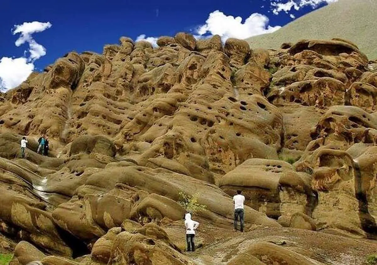 روستای ارواح سنگی در تهران