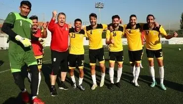 چهره خندان اسکوچیچ و بازیکنان تیم ملی در بیروت