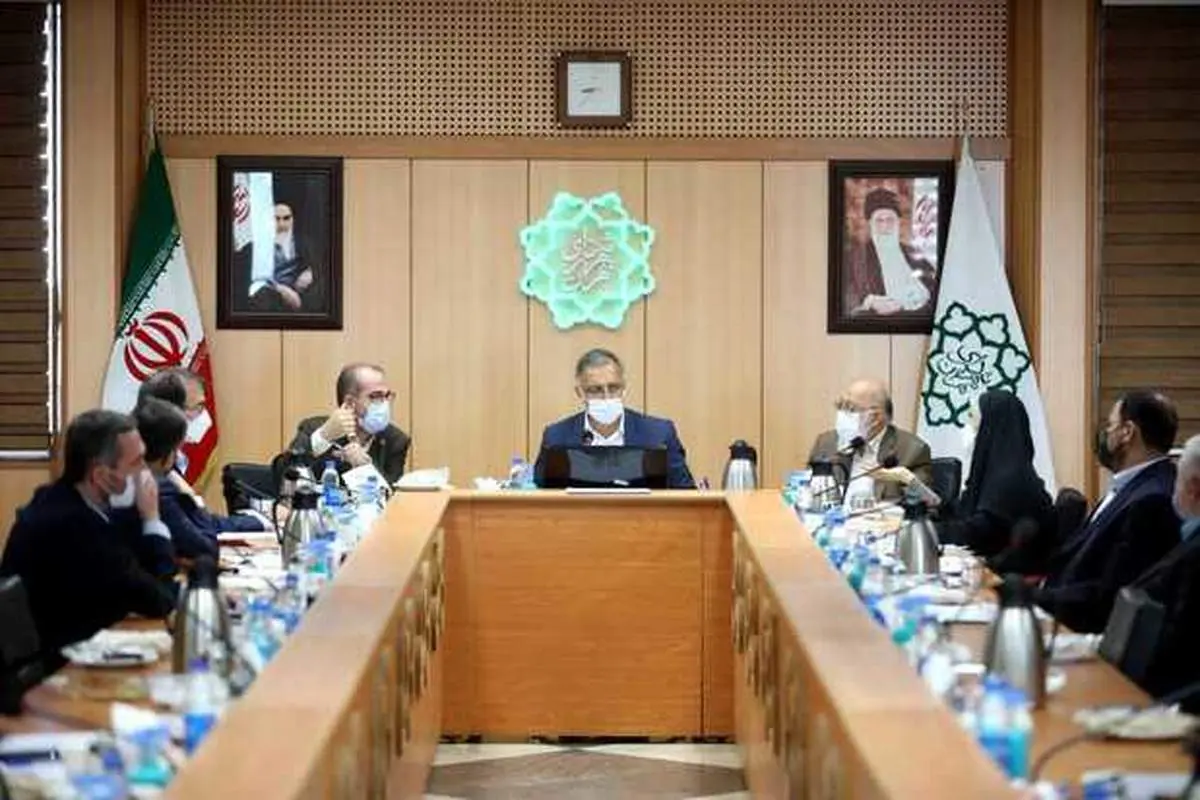 صنایع پاک با فناوری بالا جایگزین صنایع بزرگ آلاینده می شوند