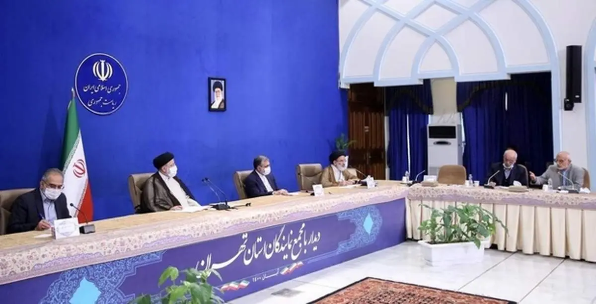 دستور رئیسی درباره خودروهای دپو شده در گمرکات