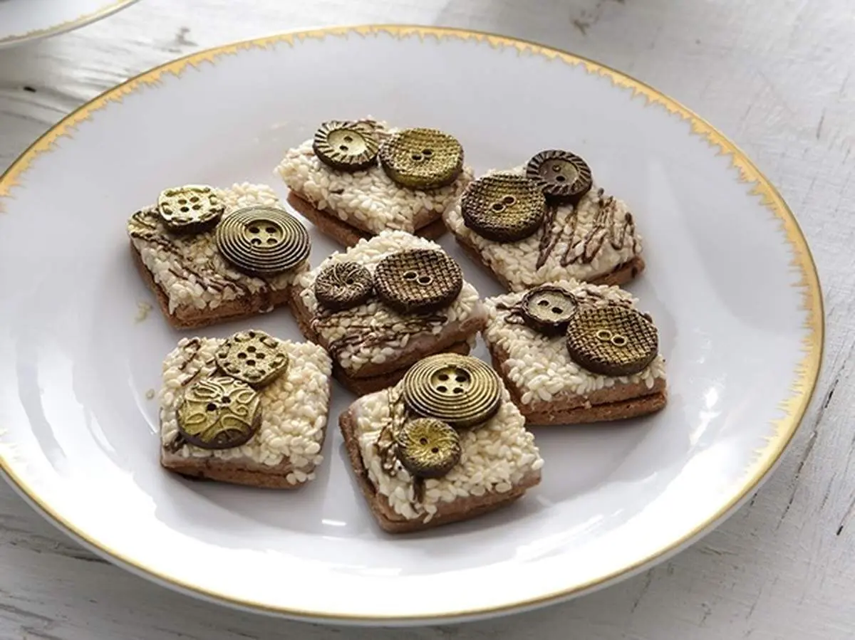 آماده سازی کوکی ساندویچ موکا به روش آسان