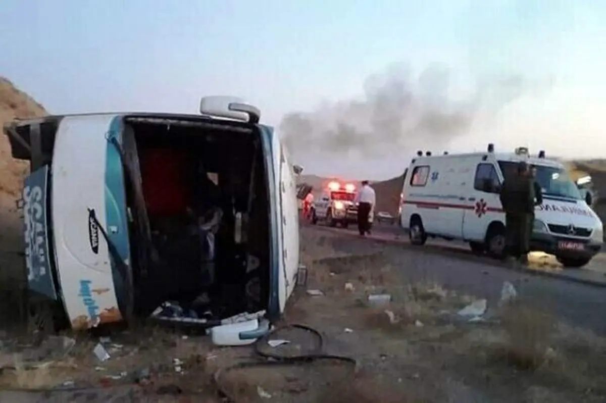 حادثه برای اتوبوس کارگران معدن چادرملو + جزئیات/ ۲۹ نفر مصدوم شدند