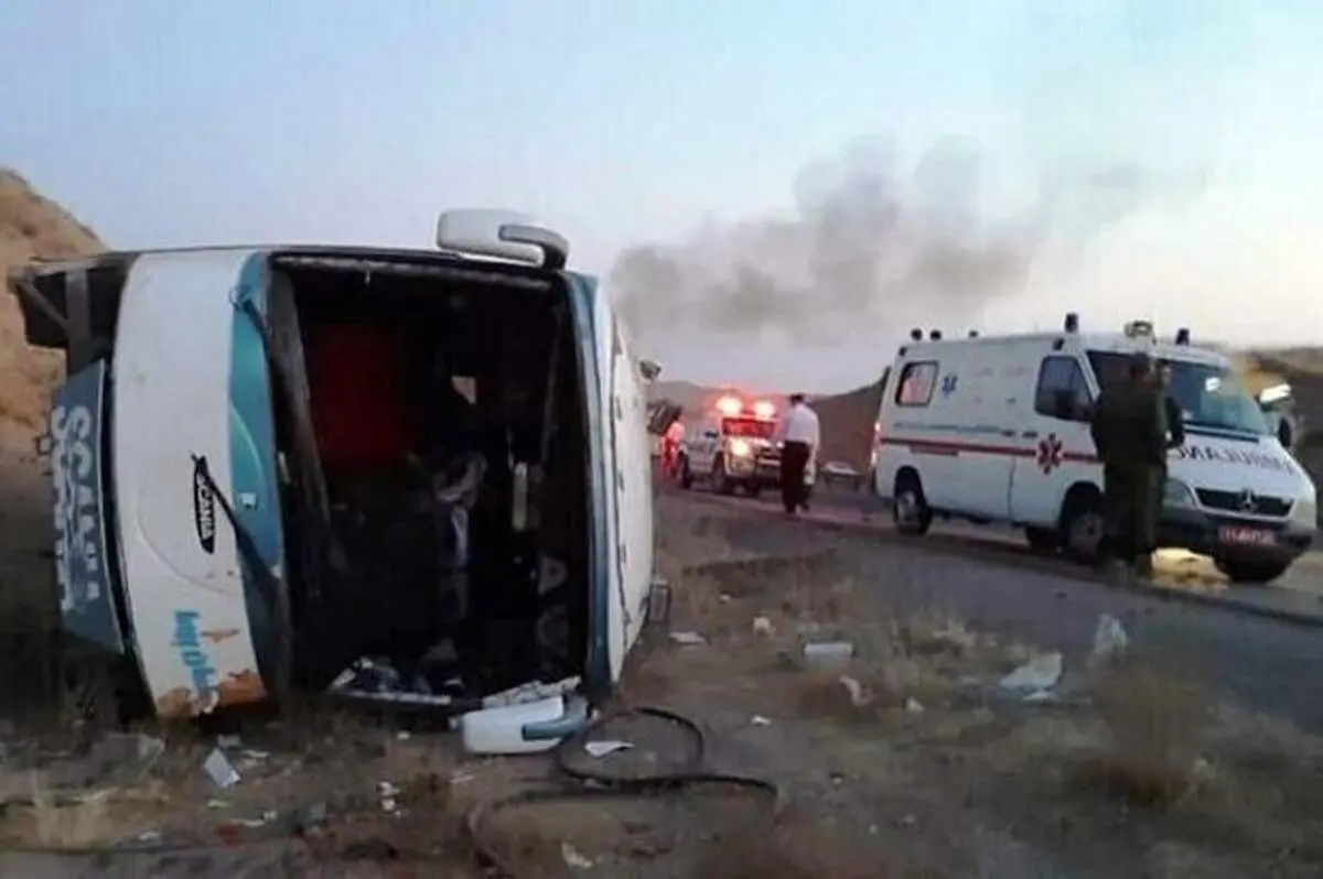 حادثه برای اتوبوس کارگران معدن چادرملو + جزئیات/ ۲۹ نفر مصدوم شدند