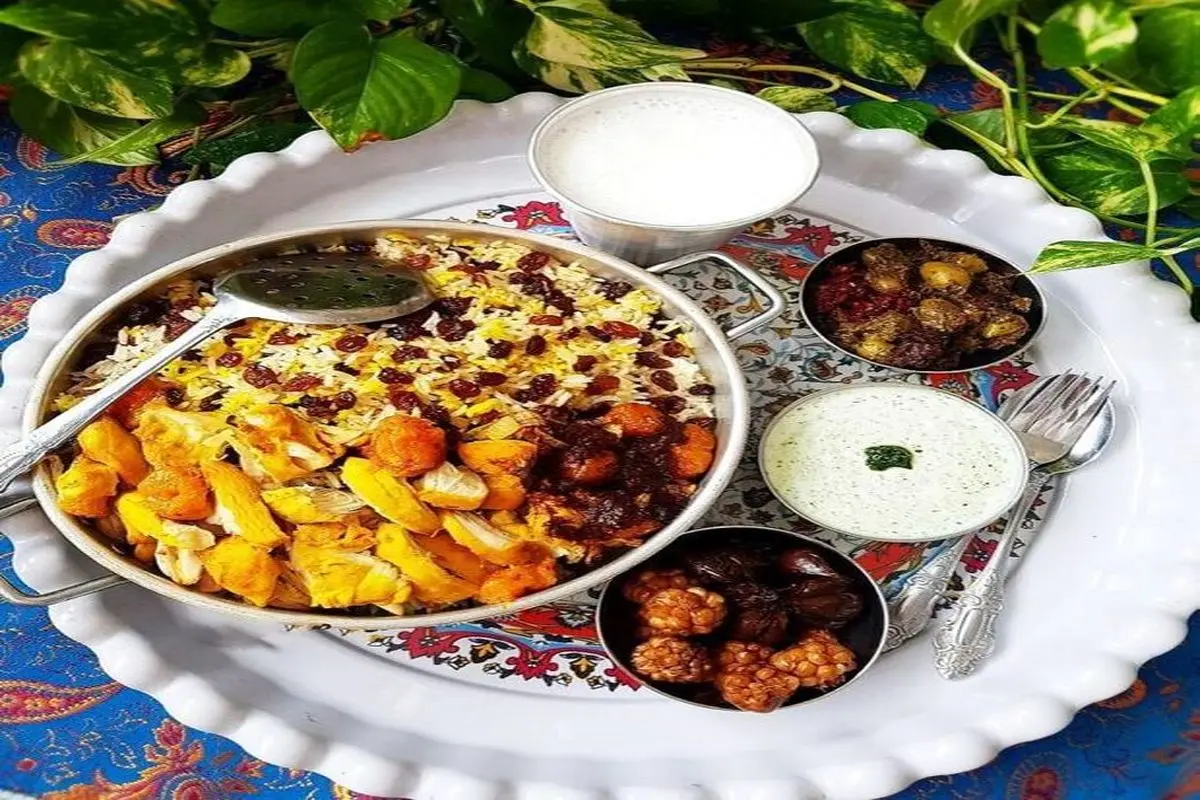 تهیه کشمش پلو با مرغ مجلسی مازندرانی | خوشمزه به روش آسان