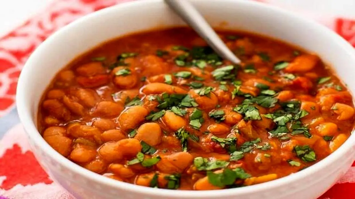 طرز تهیه خوراک لوبیا چیتی ساده و خوشمزه رستورانی بدون قارچ