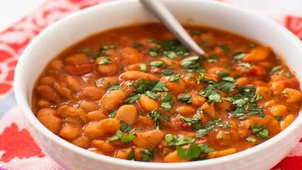 طرز تهیه خوراک لوبیا چیتی ساده و خوشمزه رستورانی بدون قارچ