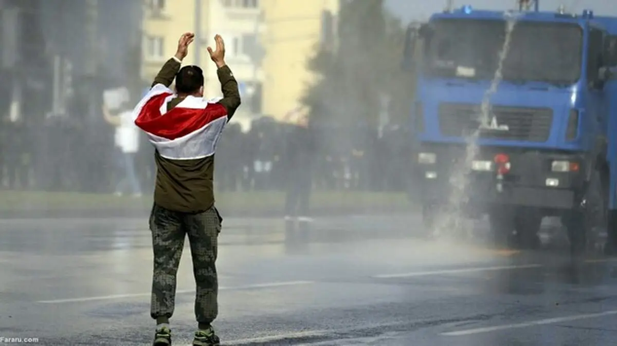 سرکوب شدید پناهجویان توسط نظامیان لهستان+ فیلم