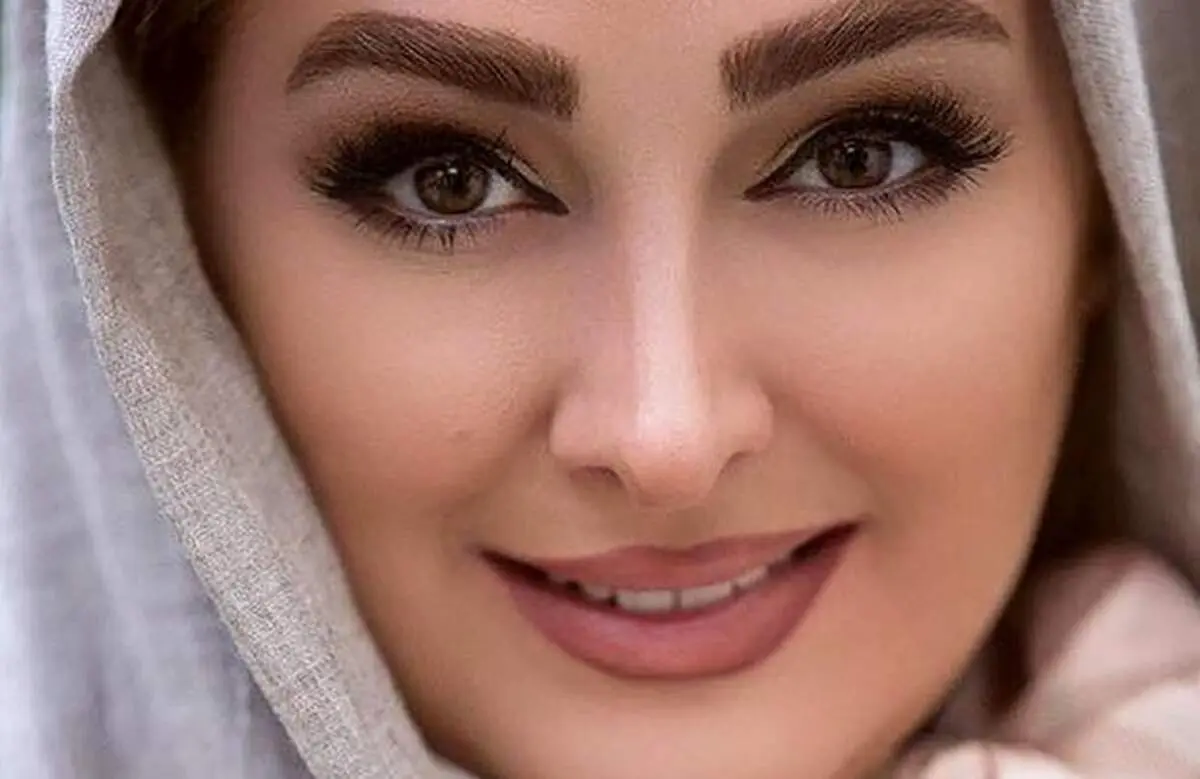 مانتوهای خیلی خوشرنگ الهام حمیدی ! / همه حسرت به دل شدند + عکس ها