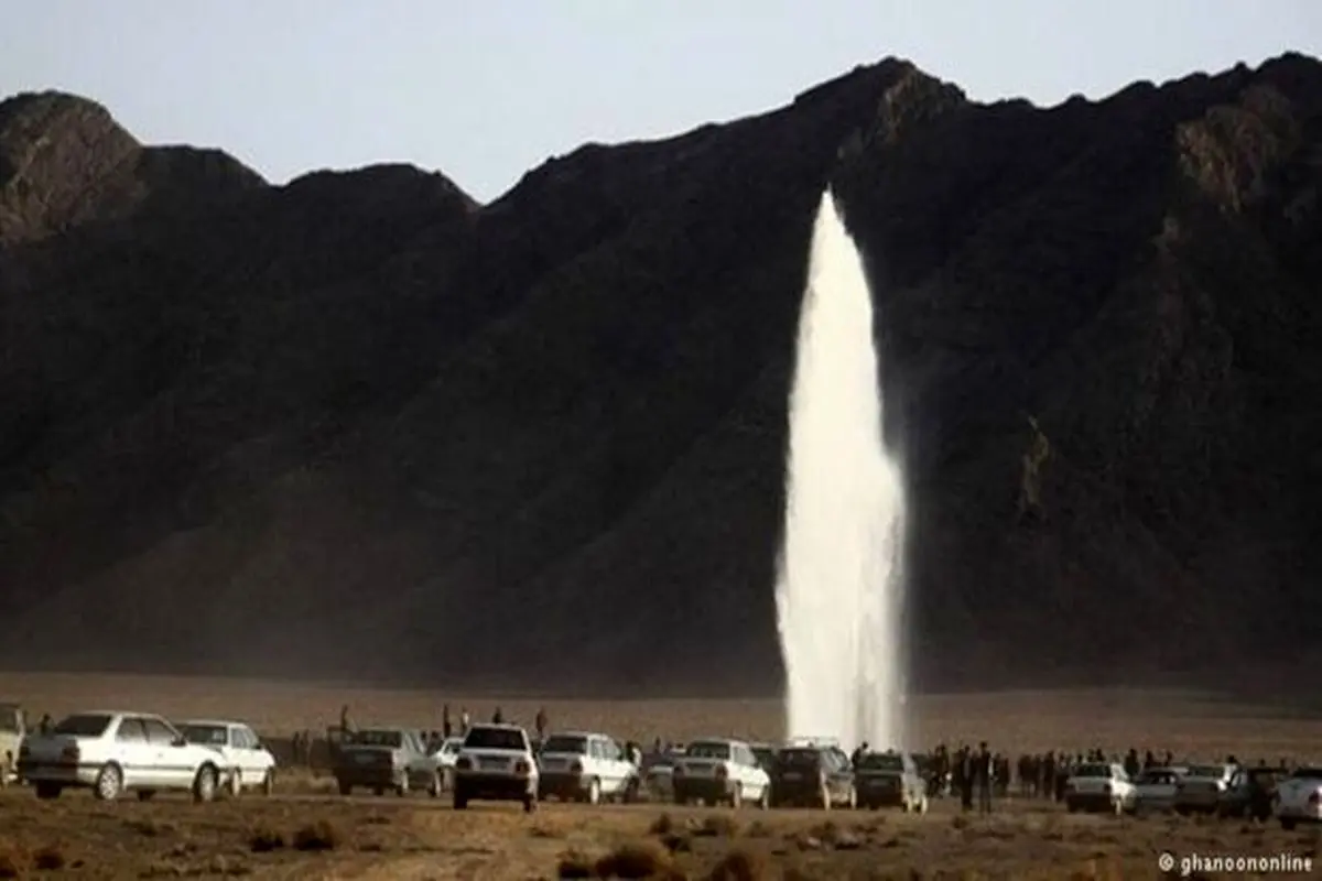 فیلم پربازدید از لحظه تخریب خط لوله آب یزد