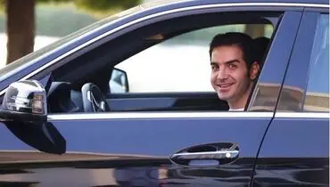 محسن یگانه داخل بنز لوکس ! +  عکس