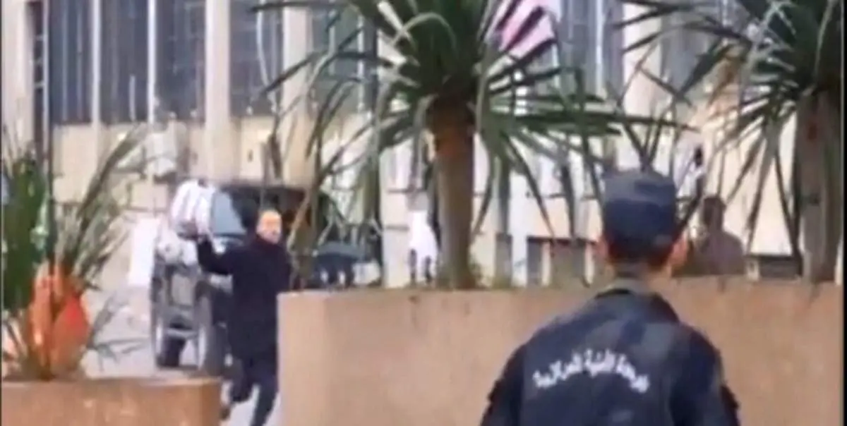 حمله با چاقو به وزارت کشور تونس خنثی شد