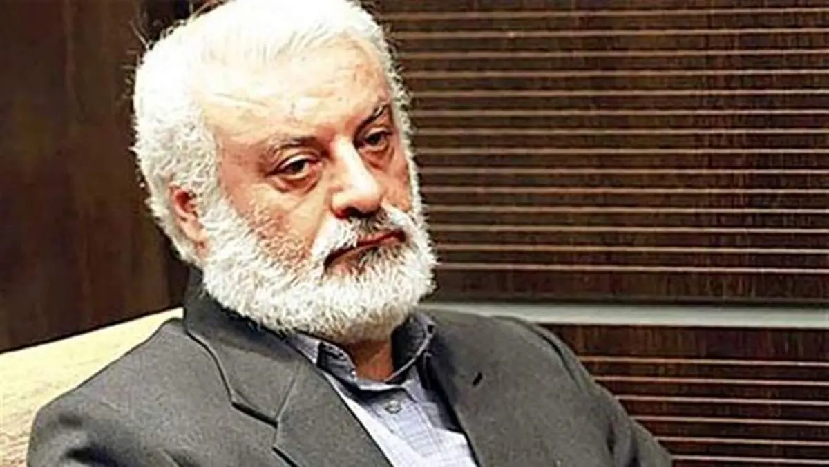 حمله عجیب کوسه به بازیگر مطرح سینما در کیش! + فیلم