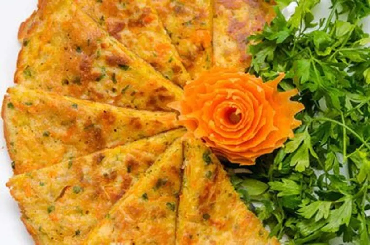 طرز تهیه کوکو هویج ساده و مجلسی بدون گوشت و سیب زمینی