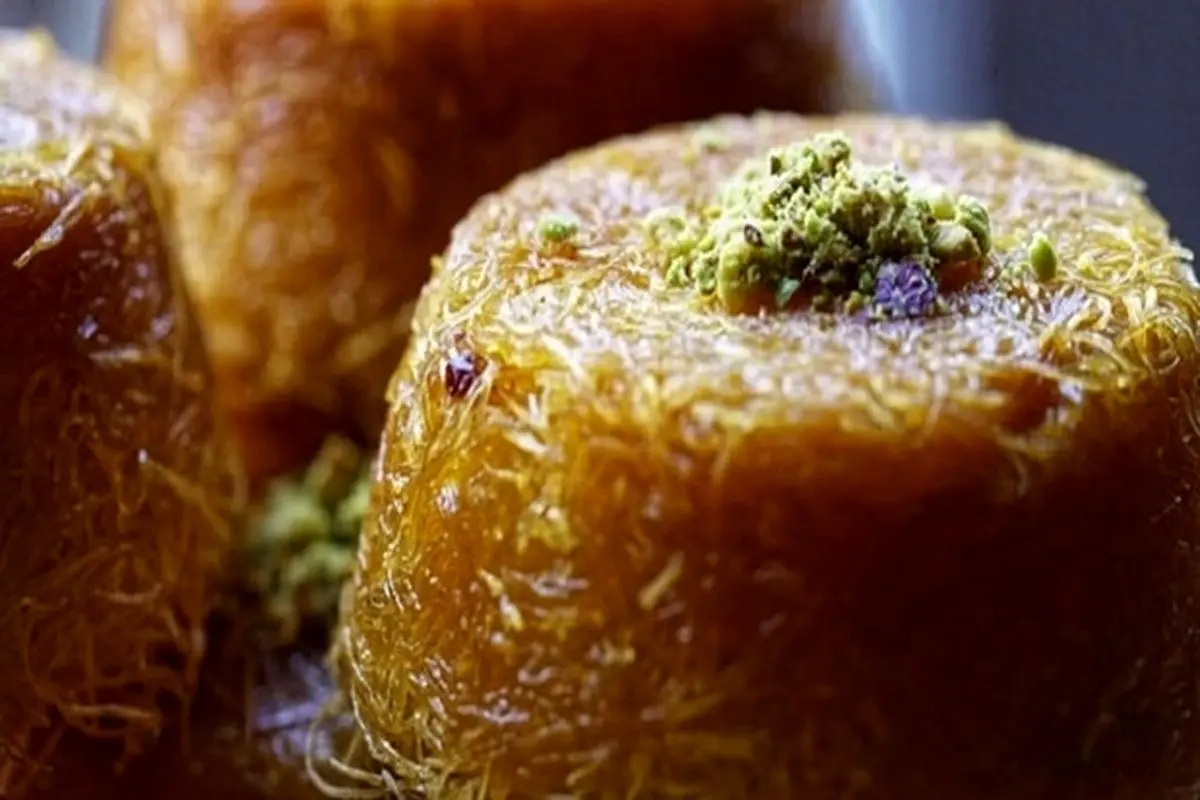 طرز تهیه کنافه پنیری ترکی در فر و ماهیتابه + فیلم