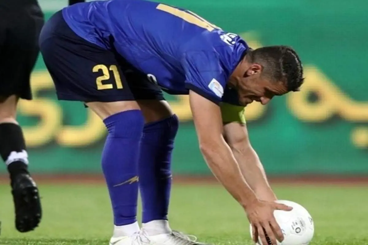 معمای جناح راست استقلال