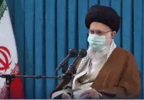 ورود رهبر انقلاب به حسینیه امام خمینی(ره) + فیلم
