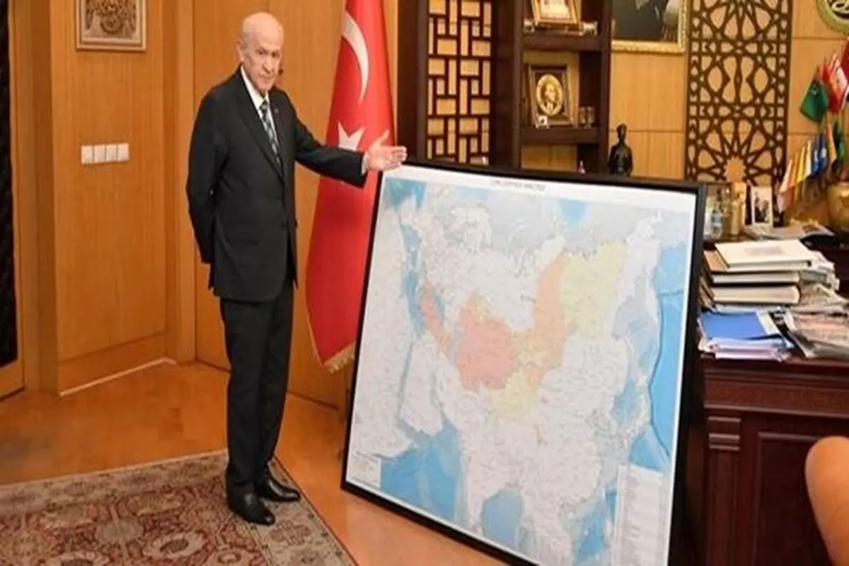 هدیه جنجالی «باغچه‌لی» به اردوغان درباره نقشه «جهان ترک» + تصاویر