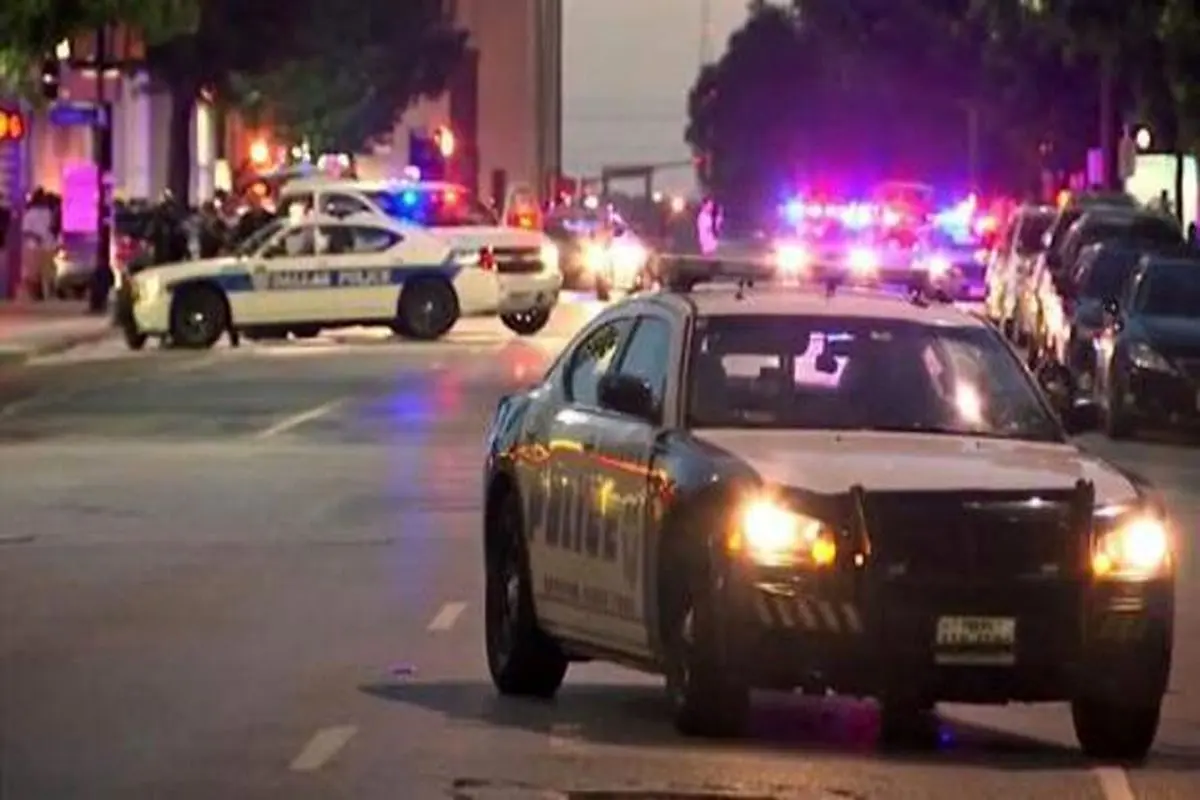 طولانی‎‌ترین تعقیب و گریز خیابانی پلیس در آمریکا + فیلم
