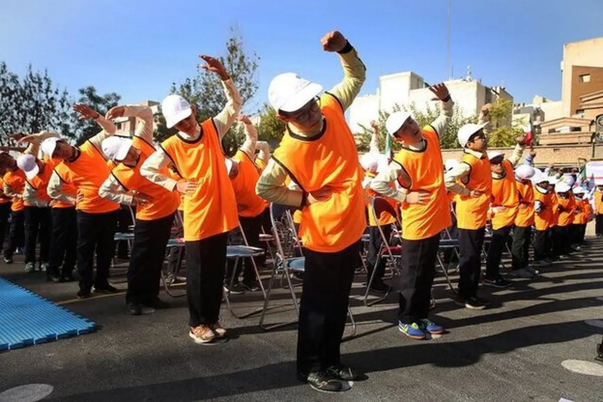 هر ۵۶۰ دانش‌آموز ایرانی یک معلم ورزش!