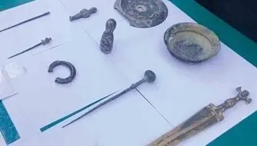 کشف اشیای ۳ هزار ساله در قلعه نو + عکس