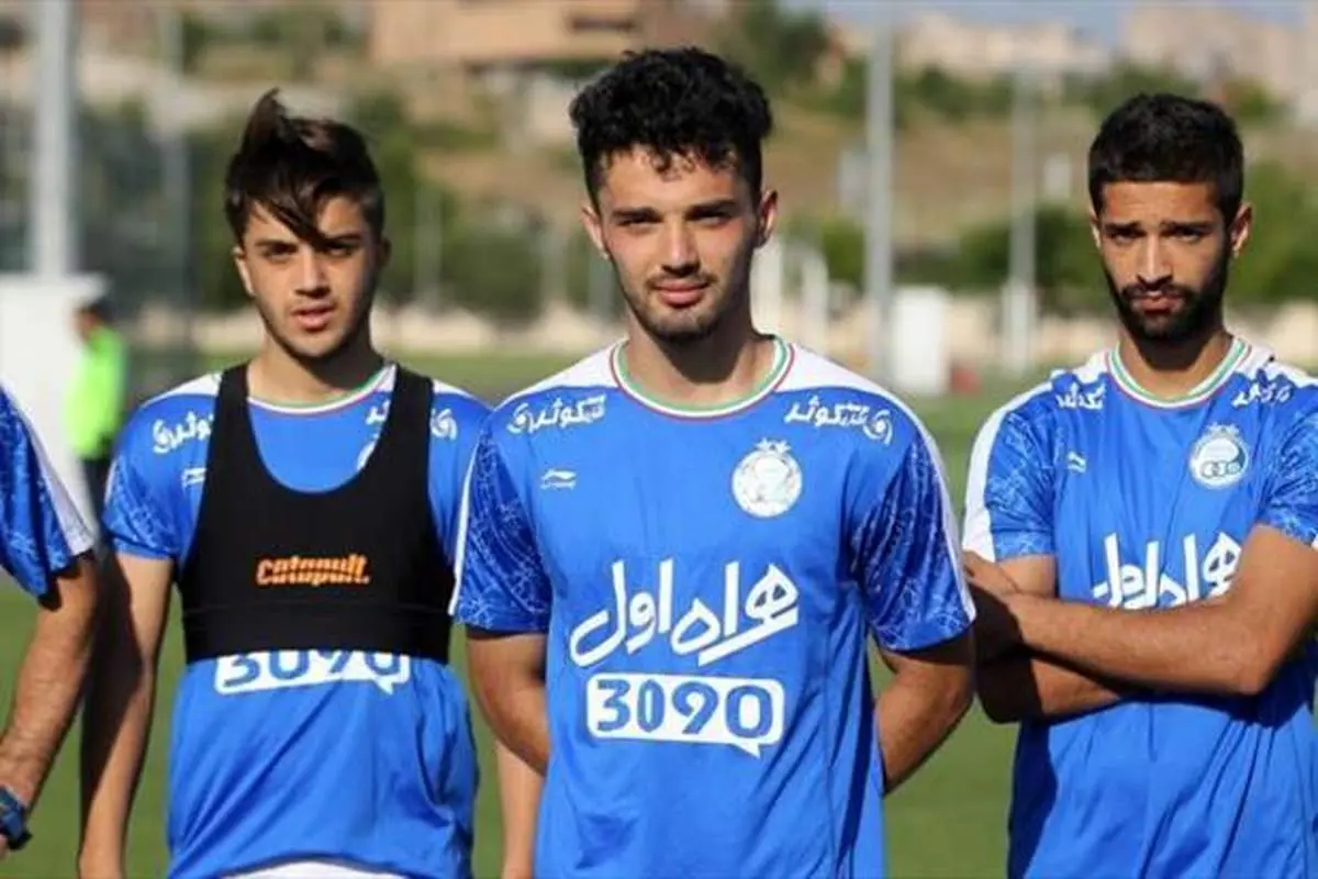 واکنش تند بازیکن سابق استقلال به رفتار فرهاد مجیدی: به خدا واگذارتان می‌کنم