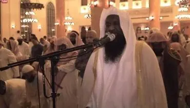 امام جماعت سابق مسجد‌الحرام بازیگر فیلم تبلیغاتی شد