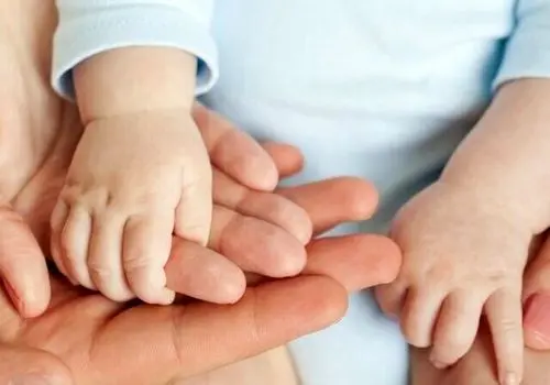 زنان سرپرست خانوار، خط مقدم آسیب‌های فقر و بیکاری در اقتصادِ بحرانی