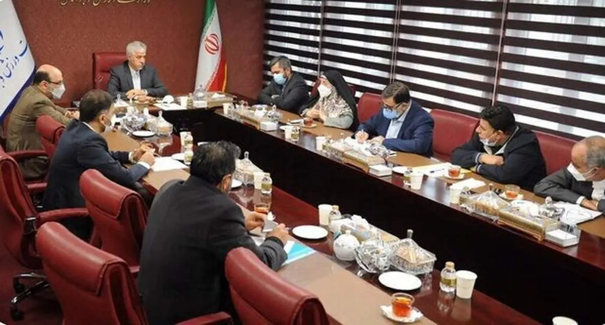 جلسه مشترک مدیران استقلال و پرسولیس با وزیر ورزش