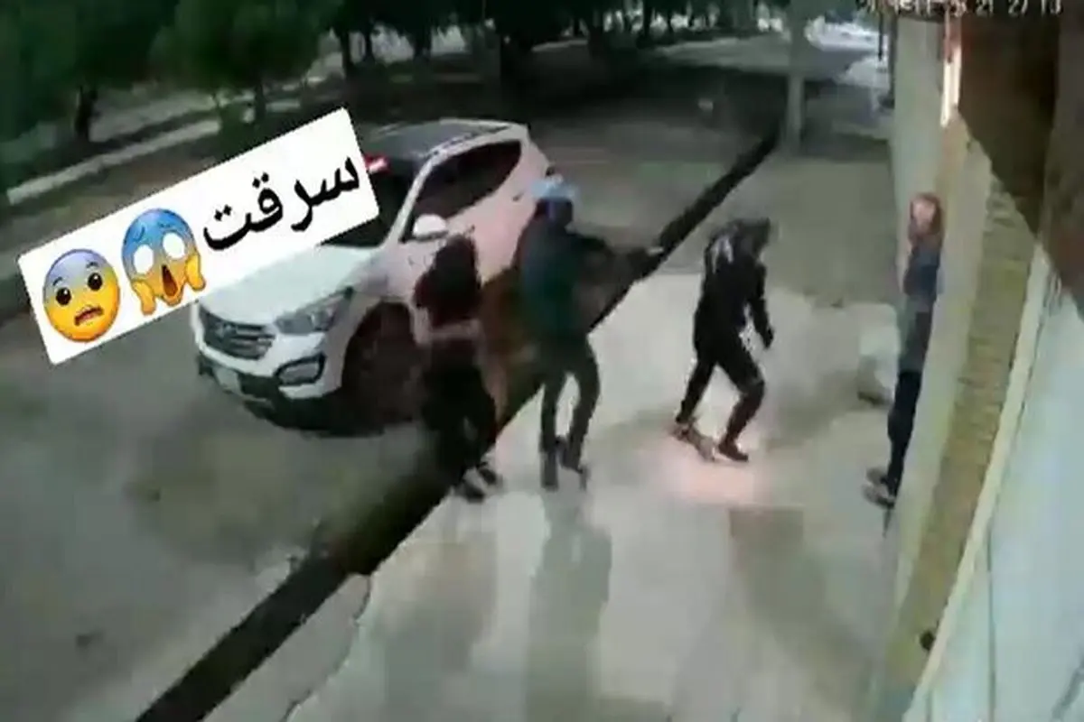 لحظه حمله مسلحانه و وحشیانه چند سارق به راننده سانتافه در اهواز + فیلم