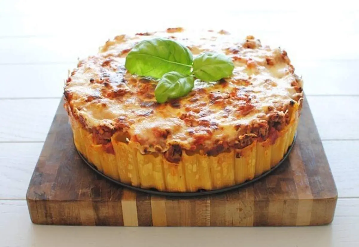 طرز تهیه پاستا قالبی / کیک پاستا + سس مخصوص لازانیا