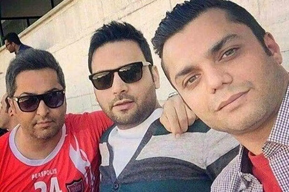 اشک ریختن غمناک یک مجری در مراسم یادبود میناوند در پشت صحنه + فیلم