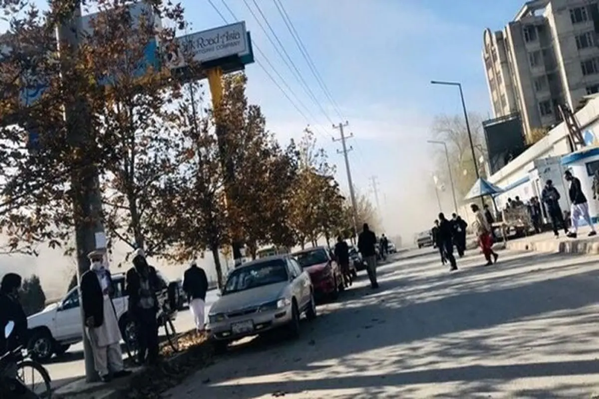 خودروی نظامی طالبان هدف مین قرار گرفت / پنج نفر زخمی شدند + فیلم