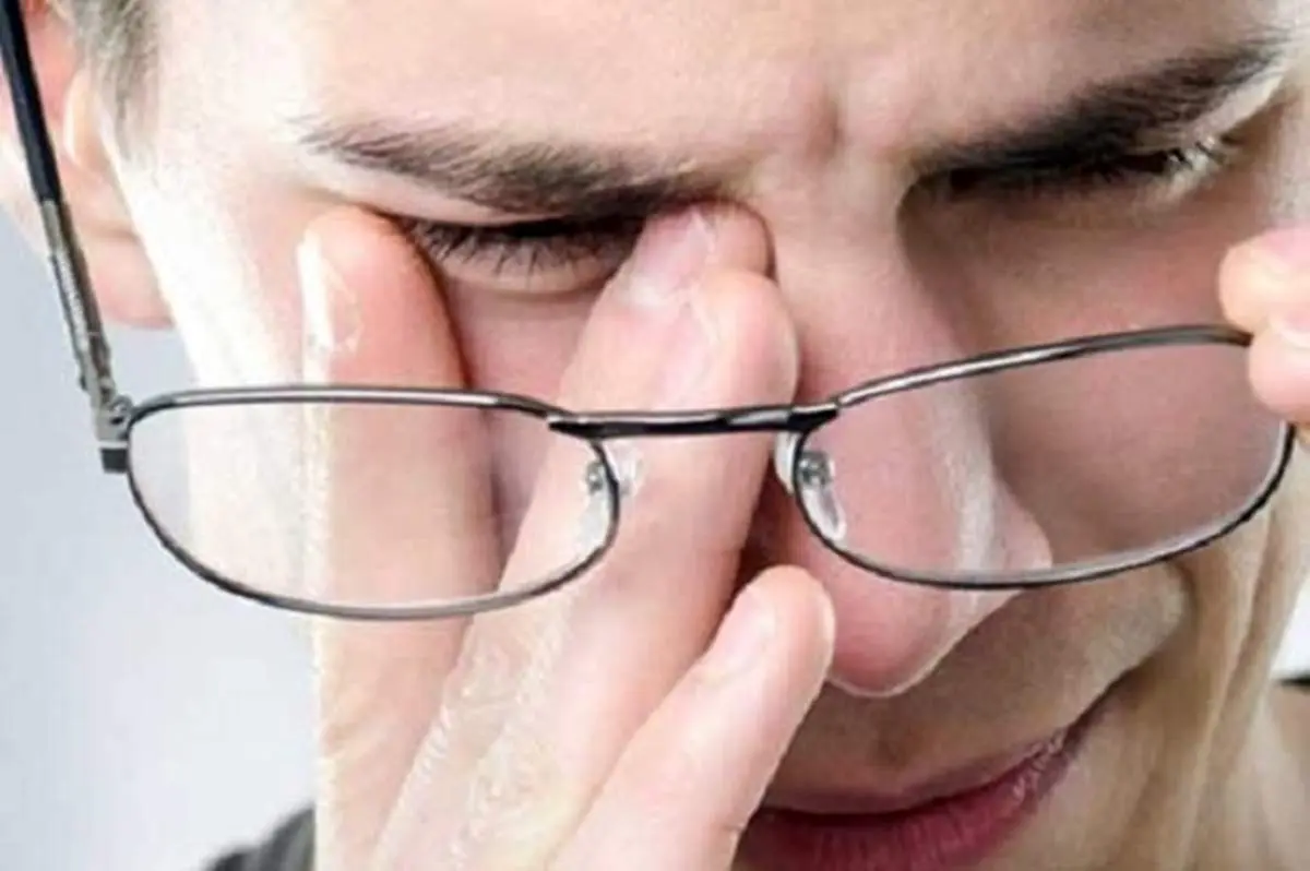 تکنیکهای فوق العاده یوگای چشم برای کسانی که زیاد با کامپیوتر کار میکنند