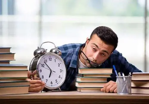 مغز فعال‌تر، ذهن جوان‌تر؛ نقش زبان‌آموزی در سلامت شناختی