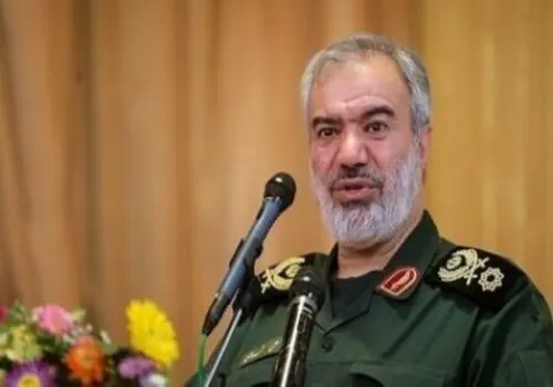 فرمانده کل سپاه و سردار فدوی در محل حمله تروریستی کرمان+ عکس
