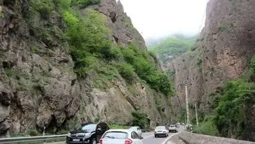 محور کرج - چالوس به دلیل بارش برف تا اطلاع ثانوی مسدود شد