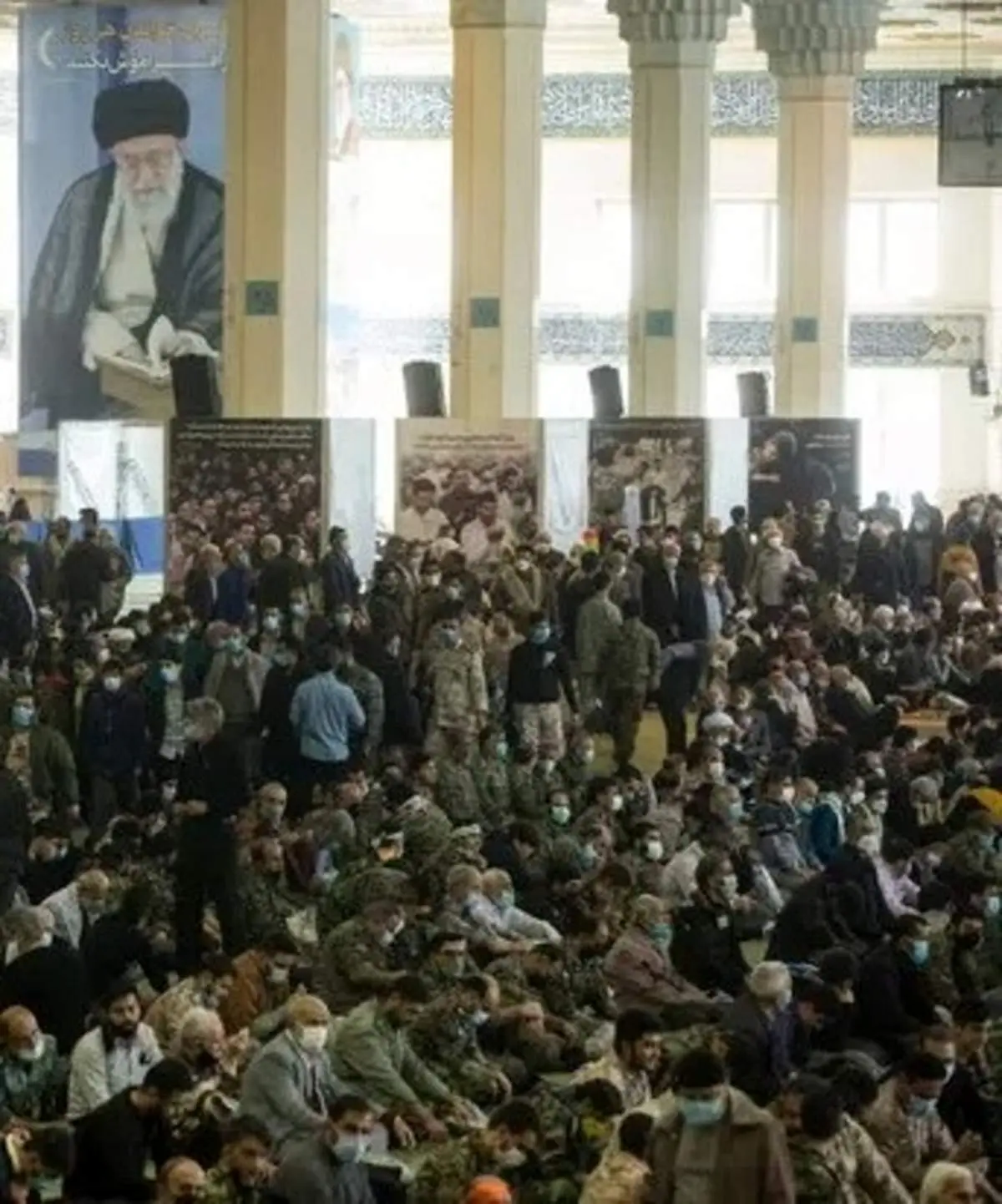 خطبه‌های نماز جمعه باید تن سوءاستفاده‌گران از انقلاب را بلرزاند