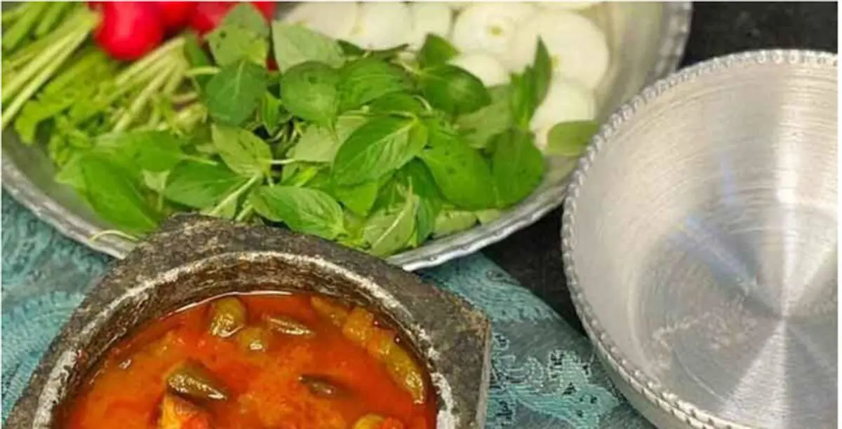 طرز تهیه آبگوشت بامیه ، مقوی و سالم