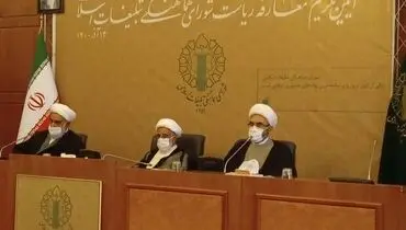 انقلاب اسلامی مردمی است و تا آخر باید مردمی بماند