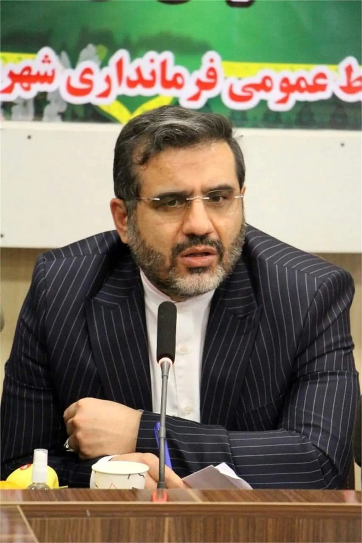 گزارش وزیر ارشاد تحسین حاضران را بر انگیخت
