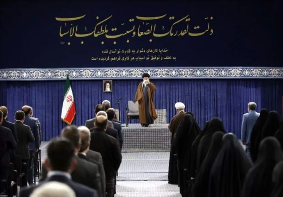 دیدار پرستاران و خانواده شهدای سلامت با رهبر انقلاب